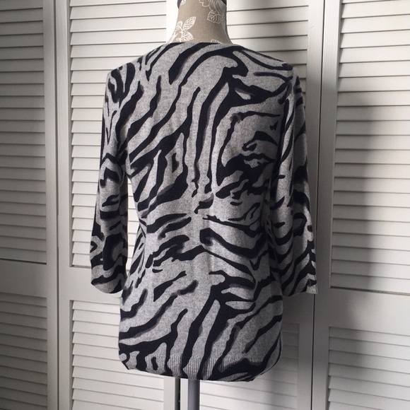 Cashmere Animal Print Cardigan Black Gray S - Picture 3 of 16